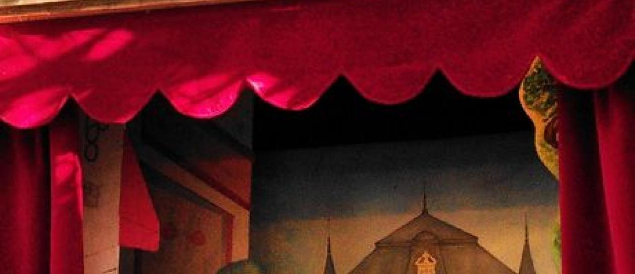 Puppet Show | Guignol Theater